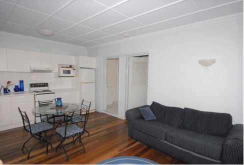 1/14 The Esplanade, Burleigh Heads QLD 4220