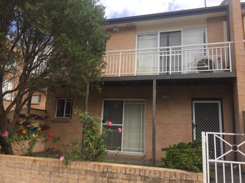 1/146-148 Great Western Highway, KINGSWOOD NSW 2747