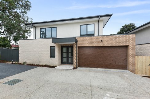 1/147 Woodhouse Grove Box Hill North 3129