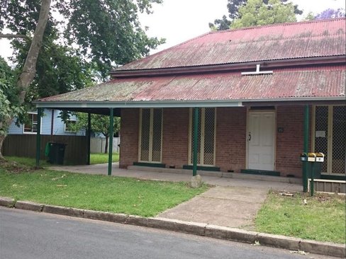 1/15 Cross Street, SOUTH MAITLAND NSW 2320