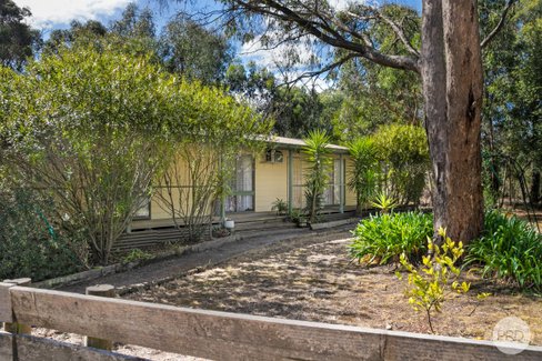 115 Laurence Drive, SNAKE VALLEY VIC 3351