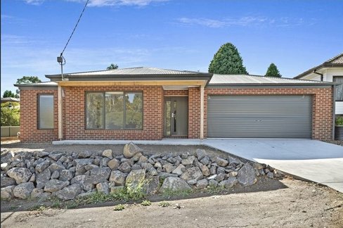 1 15 Pryor Street  Mount Pleasant 3350