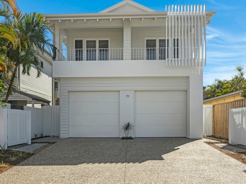 1/15 Twenty Seventh Avenue, PALM BEACH QLD 4221