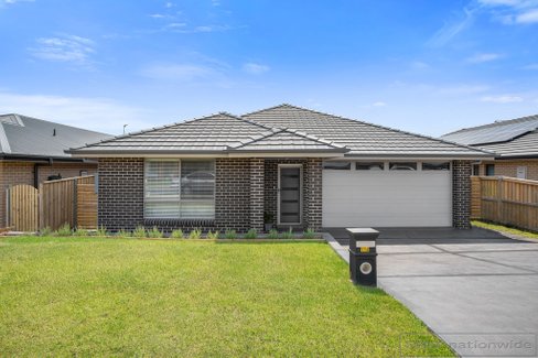 116 Arrowtail Street, CHISHOLM NSW 2322