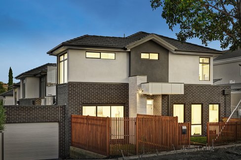 1/16 Carrathool Street Bulleen 3105