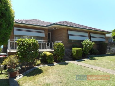 116 Simpson Street, TUMUT NSW 2720
