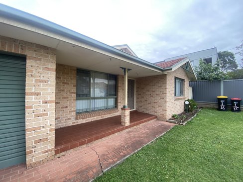 1/16 Thelma Street, LURNEA NSW 2170