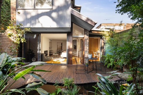 1 16a Macfarlan Lane South Yarra 3141