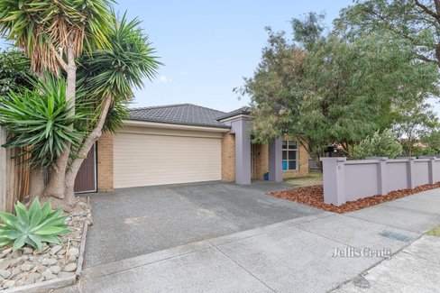 1 17 Ella Grove Chelsea 3196