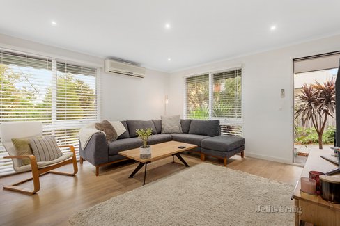 1/17 Wattle Avenue Montmorency 3094