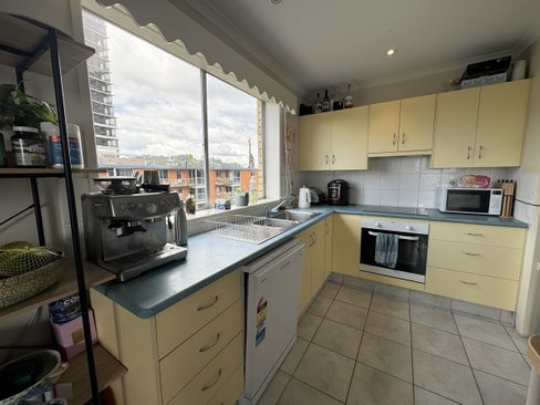 11/74 The Esplanade, Burleigh Heads QLD 4220