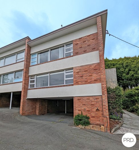 1/18 Maning Avenue, SANDY BAY TAS 7005