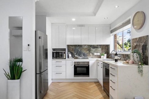 1/18 North Street, Southport QLD 4215