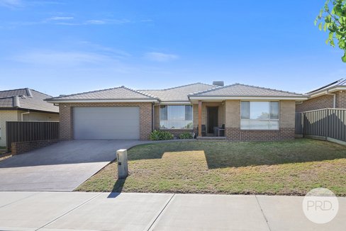 118 Verdelho Drive, TAMWORTH NSW 2340