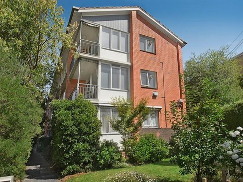 11 84 Campbell Road Hawthorn East 3123