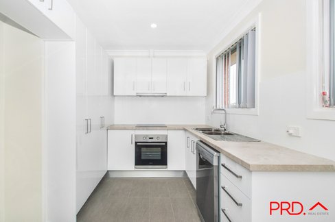 1/19 Bruce St, UNANDERRA NSW 2526