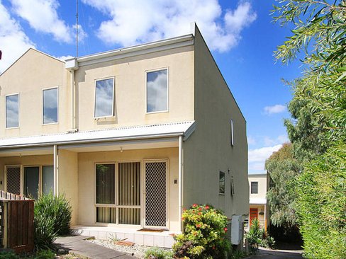 1 19 Egginton Street Brunswick West 3055