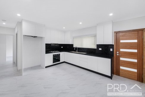11a Potter Ave, EARLWOOD NSW 2206