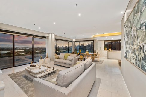 11A 29 Queens Road Melbourne 3004