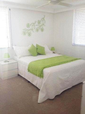 12 / 1927 Gold Coast Highway, BURLEIGH HEADS QLD 4220