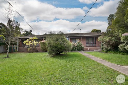 1,2 & 3/3 Shakespeare Avenue, MOUNT HELEN VIC 3350