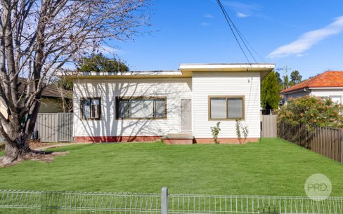 12 Anthony Crescent, KINGSWOOD NSW 2747