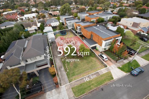 12 Ayton Street Ivanhoe 3079