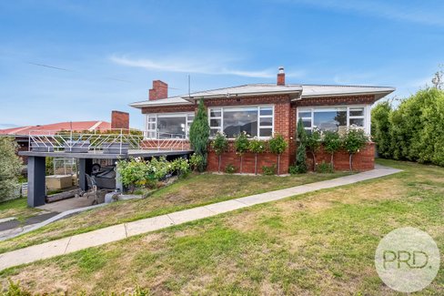 12 Balaka Street, ROSNY TAS 7018
