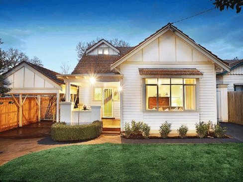 12 Barloa Road Mont Albert 3127