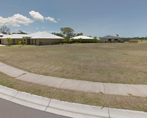 12 Barramundi Drive, BURRUM HEADS QLD 4659