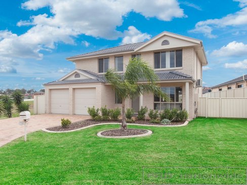 12 Beech Close, THORNTON NSW 2322