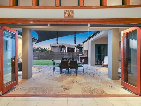 12 Bergamo Drive, VARSITY LAKES QLD 4227