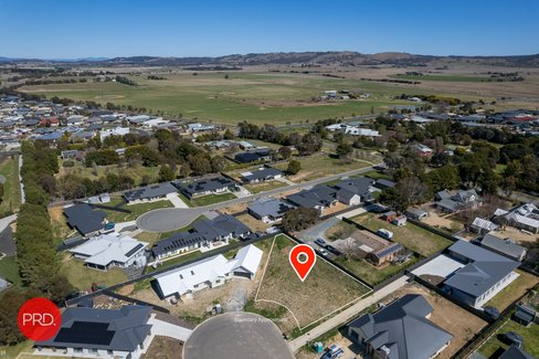 12 Bluskie Close, BUNGENDORE NSW 2621