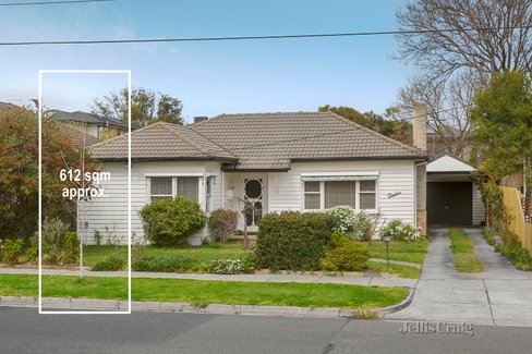 12 Brian Street Bentleigh East 3165