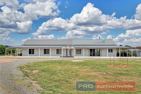12 Bryant Court, BALLAN VIC 3342