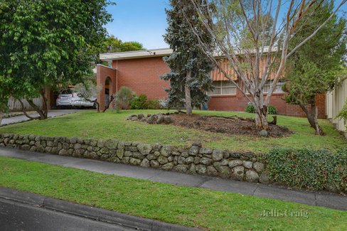 12 Cabena Street Donvale 3111