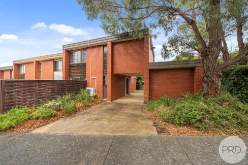 1/2 Clifford Court, HOWRAH TAS 7018