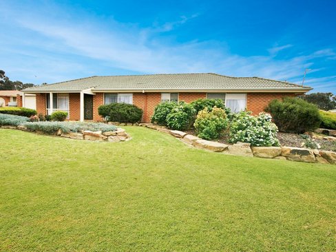 12 Cooba Place, ESTELLA NSW 2650