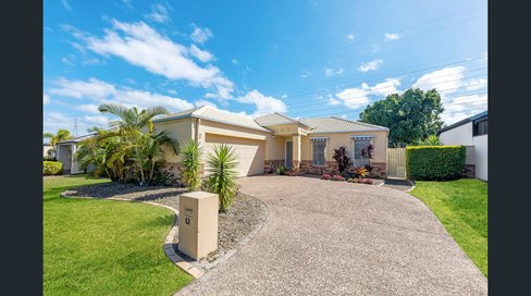 12 Corina Close, ROBINA QLD 4226