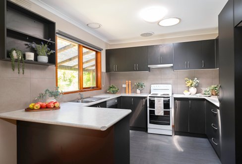 12 Dammans Road  Warburton 3799