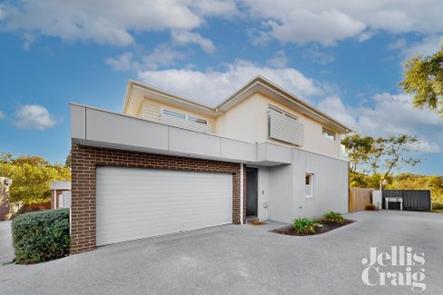 1/2 Donald Avenue Essendon 3040