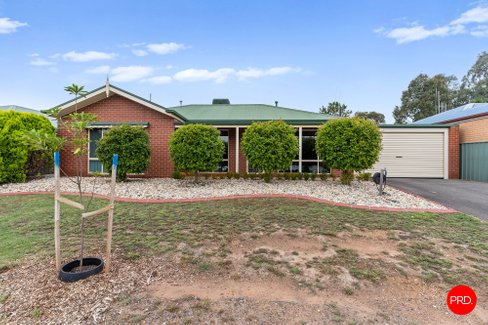 12 Elvey Drive, KANGAROO FLAT VIC 3555