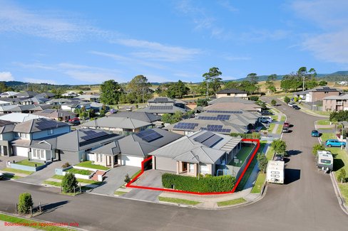 12 Escarpment Place, HORSLEY NSW 2530
