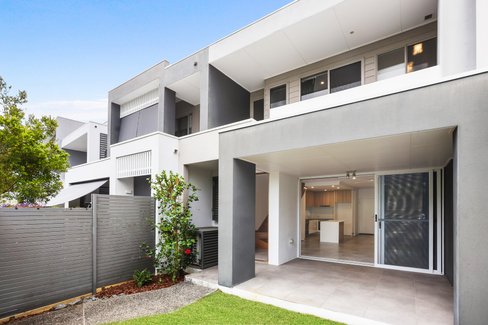 12 Evergreen View, ROBINA QLD 4226