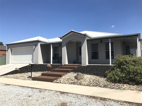 12 Everlasting Rise, KANGAROO FLAT VIC 3555