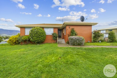 12 Fisher Drive, HERDSMANS COVE TAS 7030