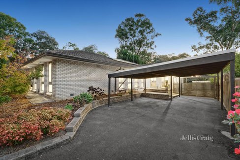 12 Floriston Grove Eltham 3095