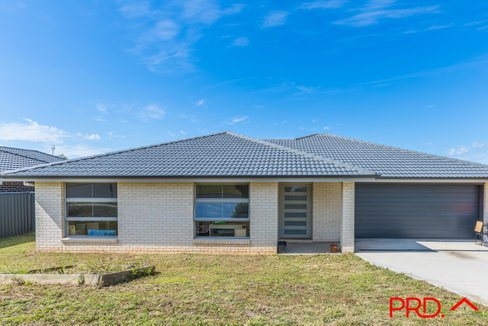 12 Francis Avenue, TAMWORTH NSW 2340