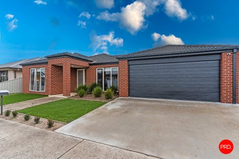 12 Furness Street, KANGAROO FLAT VIC 3555