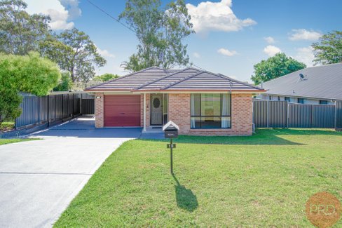 12 Gordon Street, BRANXTON NSW 2335